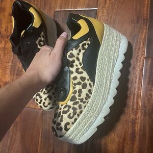 Steve Madden platform leopard print sneaker shoes
